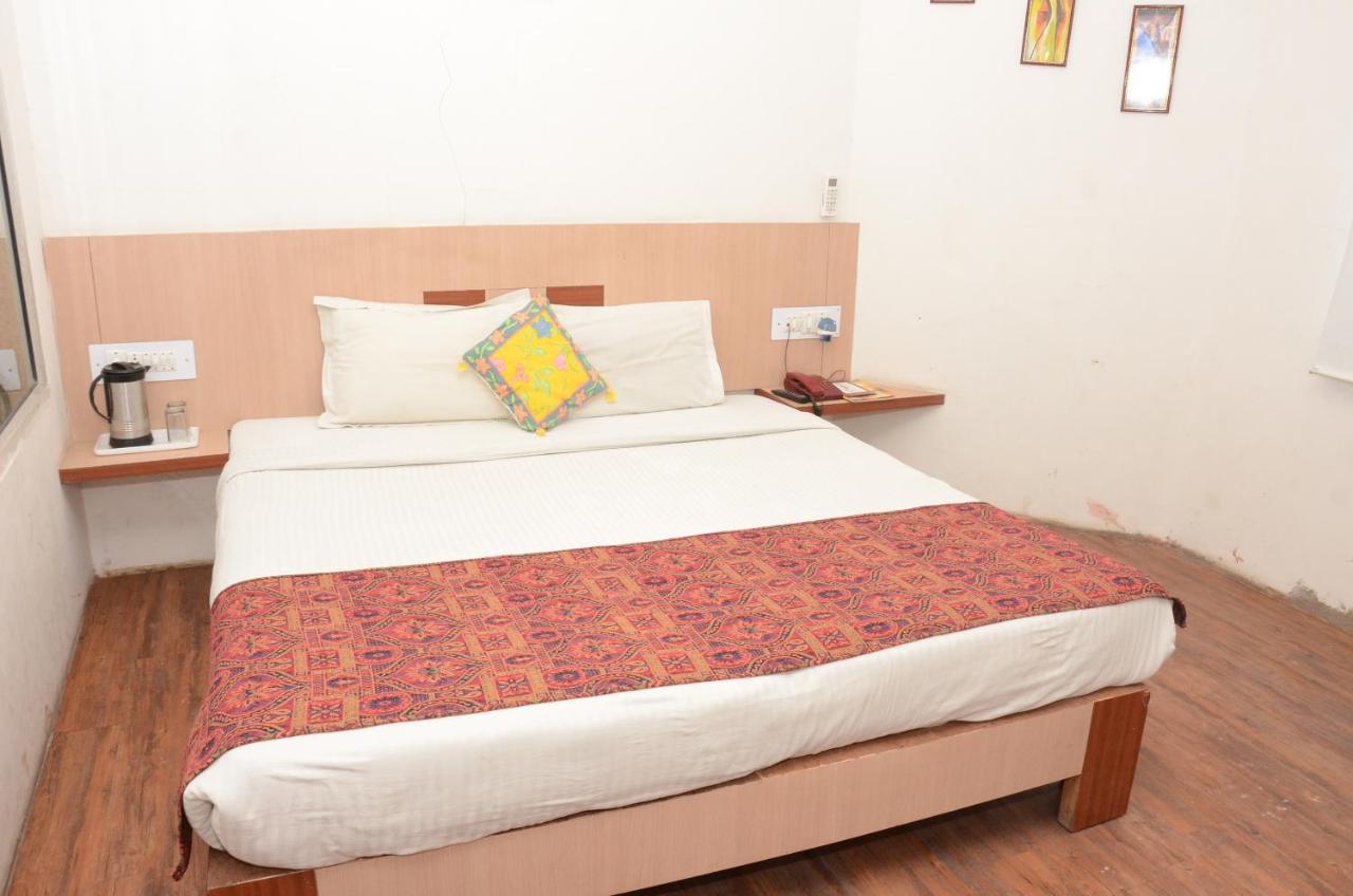 Sparrow Inn Ankur Alvar Kültér fotó